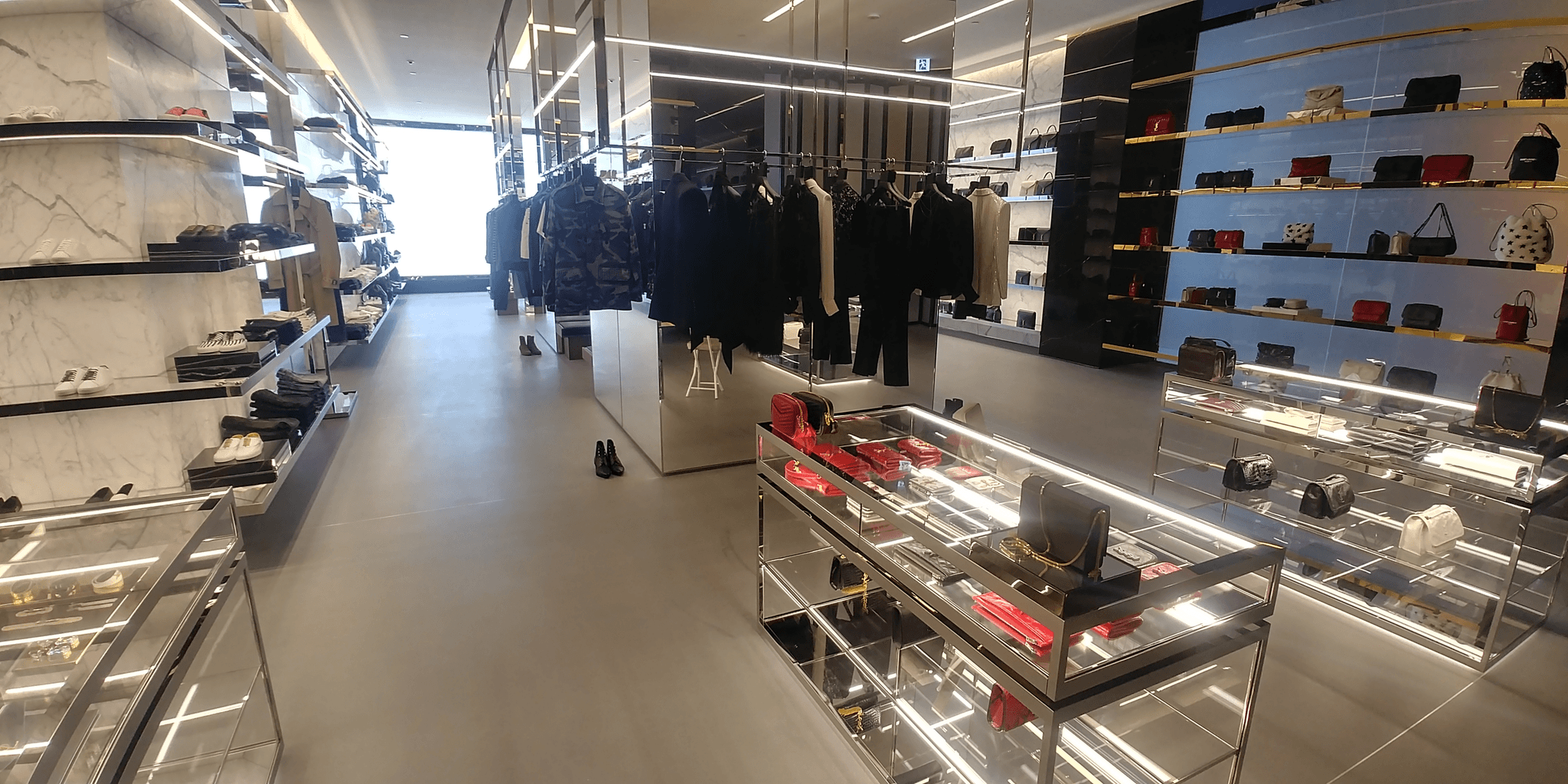 Retail space with high-gloss polished concrete