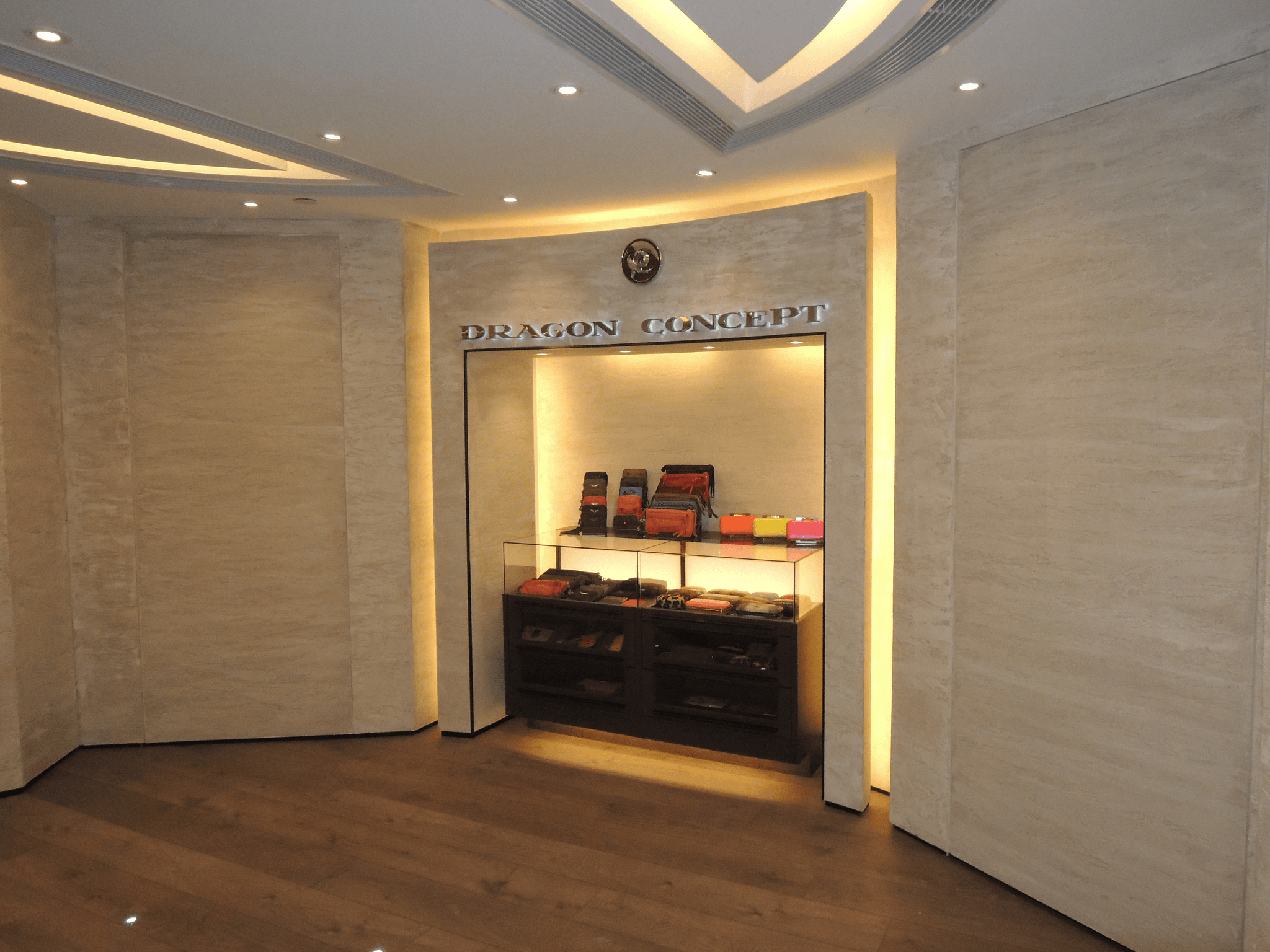 luxurious polished hard plaster interior wall, marmorino finish, high gloss reflective marble-like s